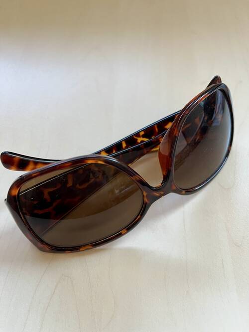 Sonnenbrille